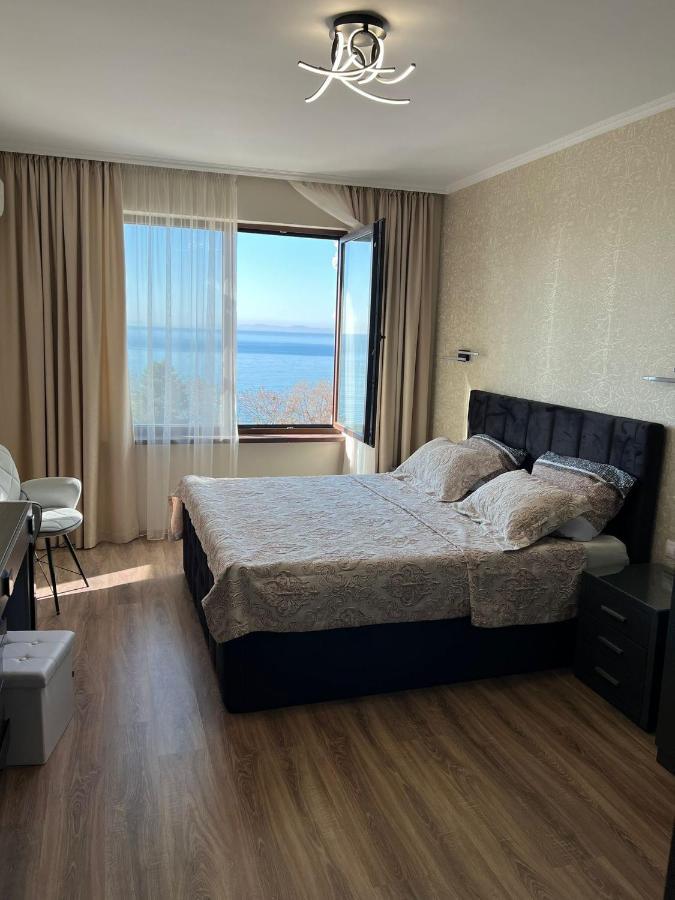 Luxury Penthouse Apartments At Valencia Gardens Burgas Stad Buitenkant foto