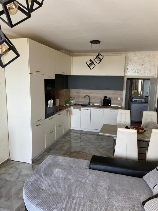 Luxury Penthouse Apartments At Valencia Gardens Burgas Stad Buitenkant foto