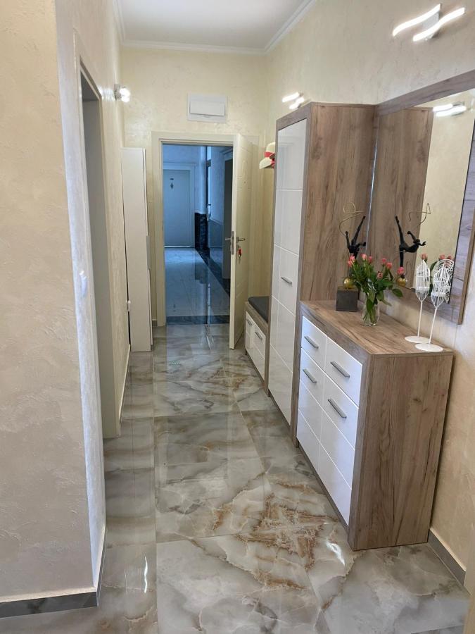 Luxury Penthouse Apartments At Valencia Gardens Burgas Stad Buitenkant foto