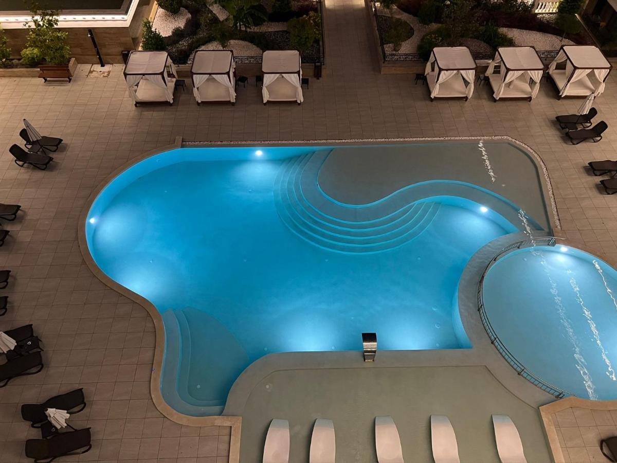 Luxury Penthouse Apartments At Valencia Gardens Burgas Stad Buitenkant foto